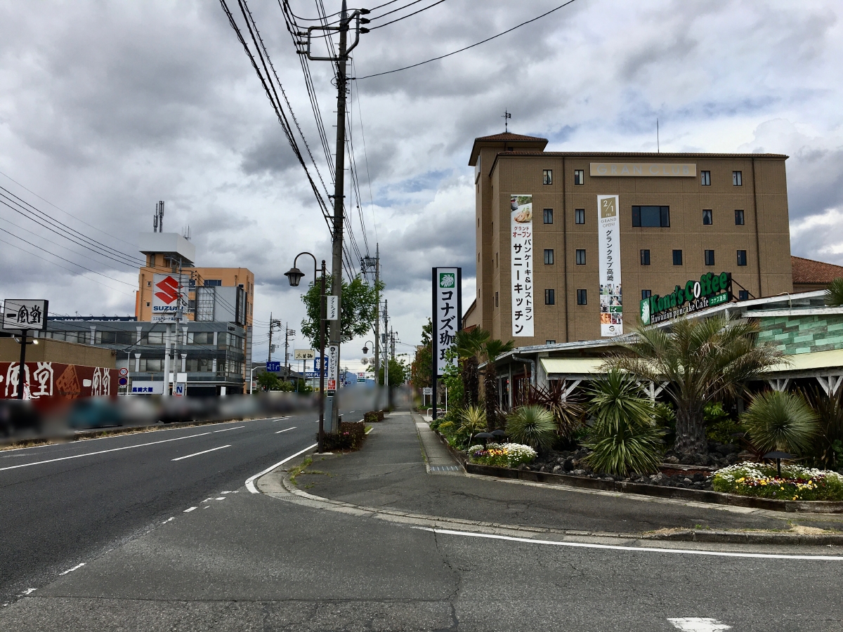 コナズ珈琲高崎の店舗外観