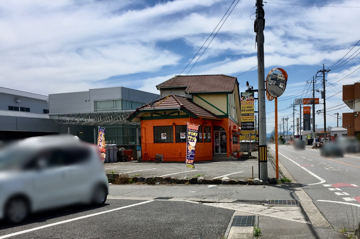 ニューガネーシャ高崎店の外観