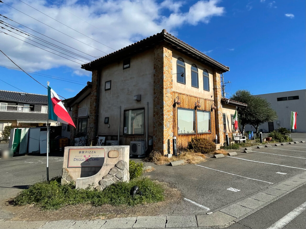 デラチッタ_外観01