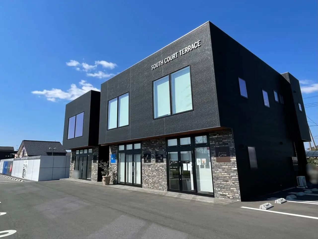 YOGI_高崎_外観02