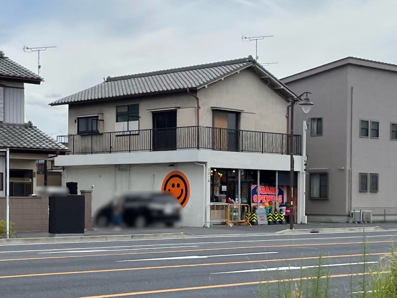 ガラクタ貿易_中居_外観0607