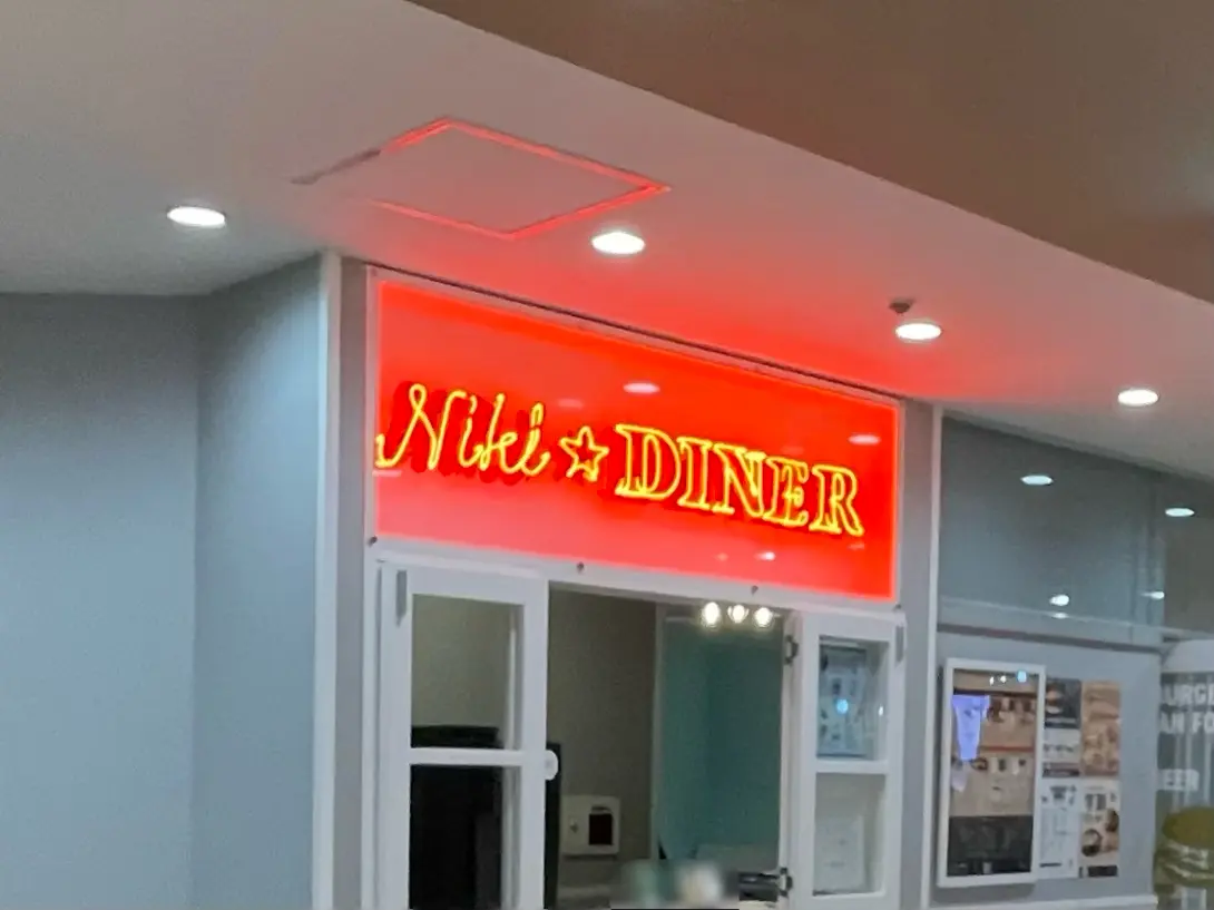 Niki_Diner_Montres_All0902